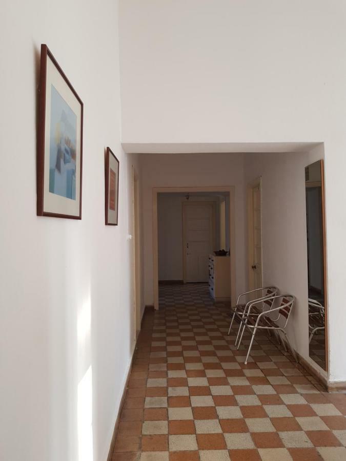 Hostel Trianon Paphos Exterior foto